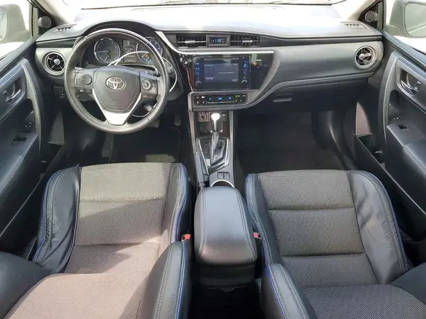 5YFBURHE3HP699689 2017 TOYOTA COROLLA - Image 8
