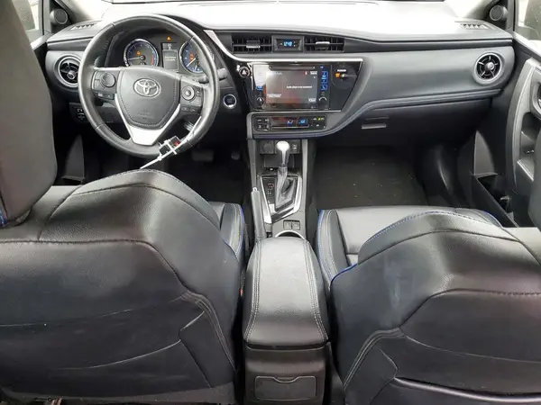 5YFBURHE3HP702204 2017 TOYOTA COROLLA - Image 8