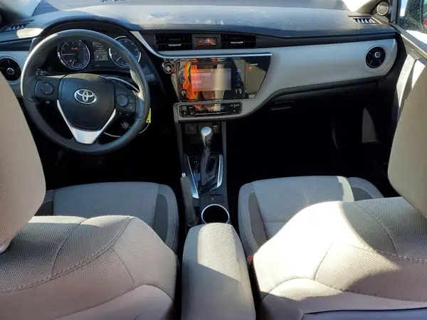 5YFBURHE3HP703966 2017 TOYOTA COROLLA - Image 8