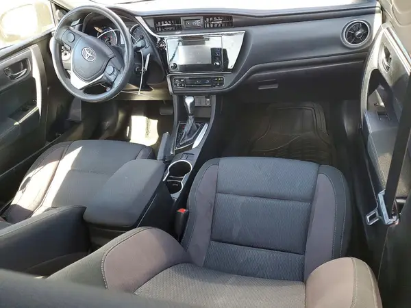 5YFBURHE3HP703997 2017 TOYOTA COROLLA - Image 8