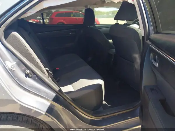 5YFBURHE3HP706446 2017 TOYOTA COROLLA - Image 8