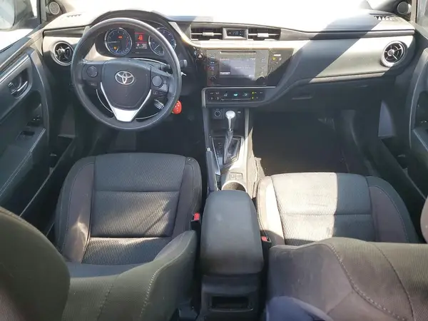 5YFBURHE3HP708407 2017 TOYOTA COROLLA - Image 8