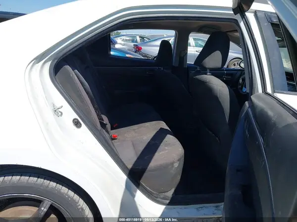 5YFBURHE3HP708553 2017 TOYOTA COROLLA - Image 8