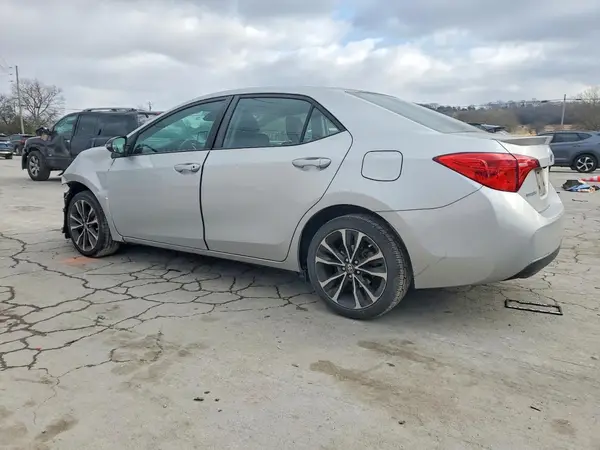 5YFBURHE3HP711517 2017 TOYOTA COROLLA - Image 2