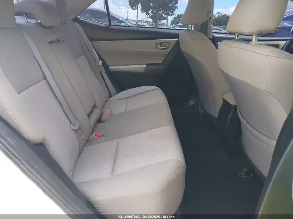 5YFBURHE3HP715308 2017 TOYOTA COROLLA - Image 8