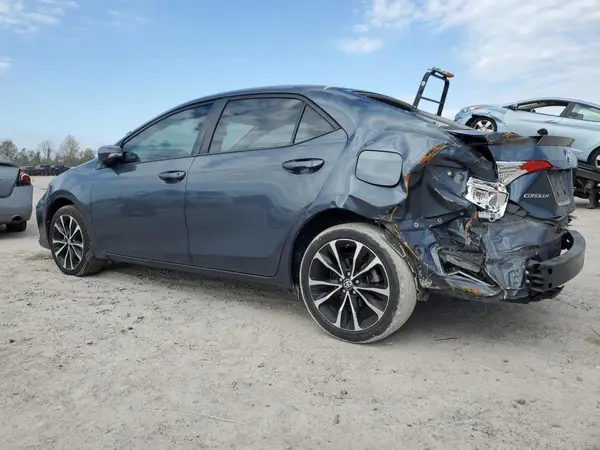 5YFBURHE3HP716121 2017 TOYOTA COROLLA - Image 2