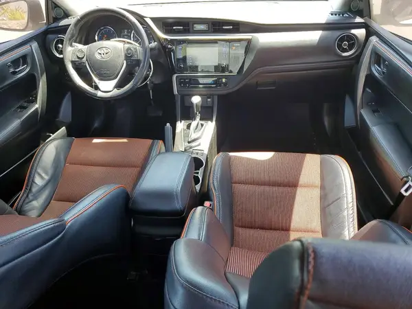 5YFBURHE3HP716524 2017 TOYOTA COROLLA - Image 8