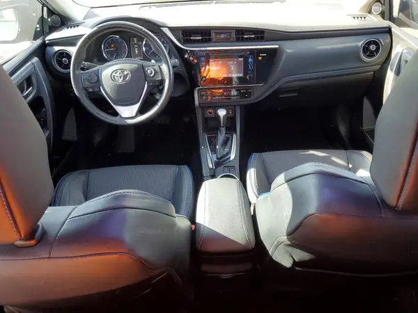 5YFBURHE3HP716913 2017 TOYOTA COROLLA - Image 8
