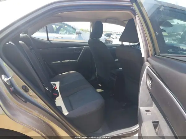 5YFBURHE3HP721433 2017 TOYOTA COROLLA - Image 8