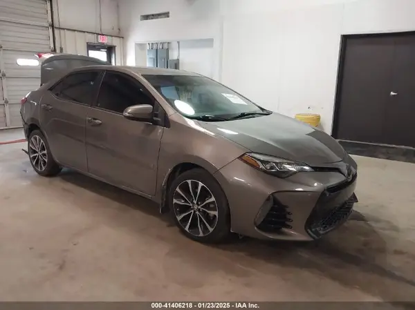 5YFBURHE3HP722162 2017 TOYOTA COROLLA - Image 1