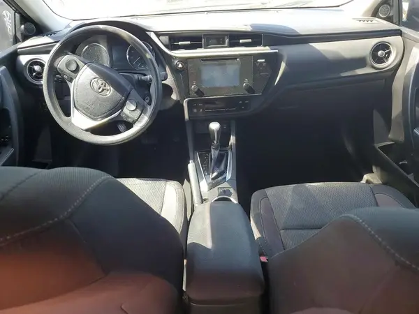 5YFBURHE3HP723909 2017 TOYOTA COROLLA - Image 8