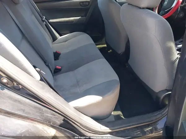 5YFBURHE3HP724316 2017 TOYOTA COROLLA - Image 8