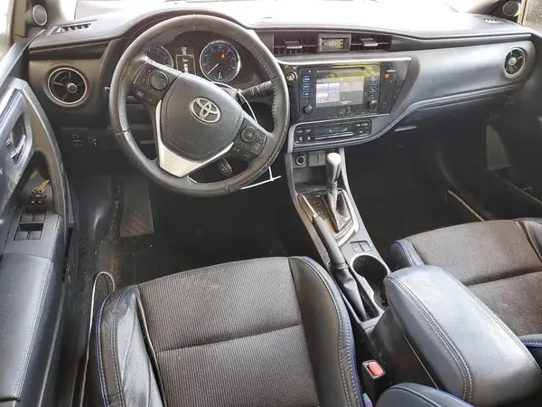 5YFBURHE3HP727782 2017 TOYOTA COROLLA - Image 8
