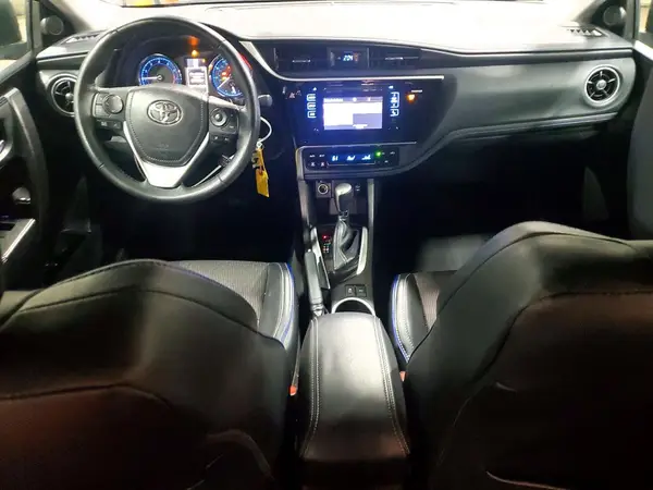 5YFBURHE3HP728947 2017 TOYOTA COROLLA - Image 8