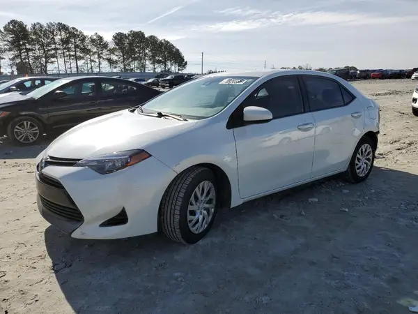 5YFBURHE3HP729824 2017 TOYOTA COROLLA - Image 1