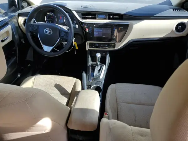 5YFBURHE3HP729824 2017 TOYOTA COROLLA - Image 8