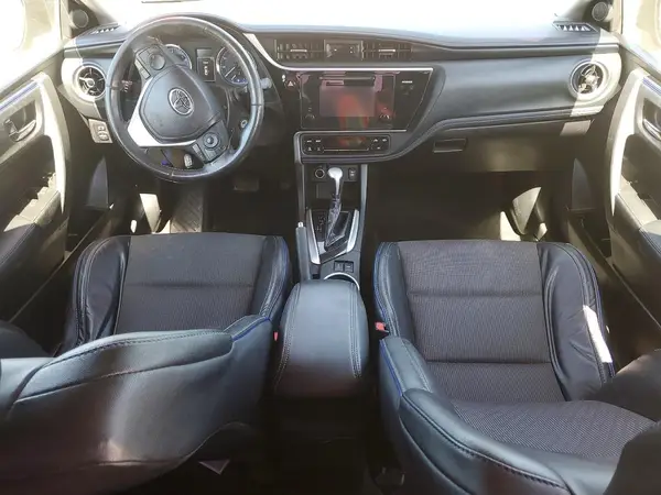 5YFBURHE3HP731346 2017 TOYOTA COROLLA - Image 8