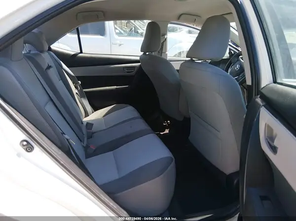 5YFBURHE3HP731895 2017 TOYOTA COROLLA - Image 8