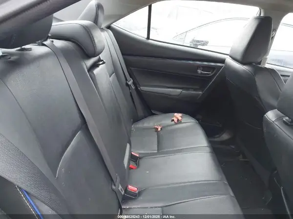 5YFBURHE3HP733081 2017 TOYOTA COROLLA - Image 8