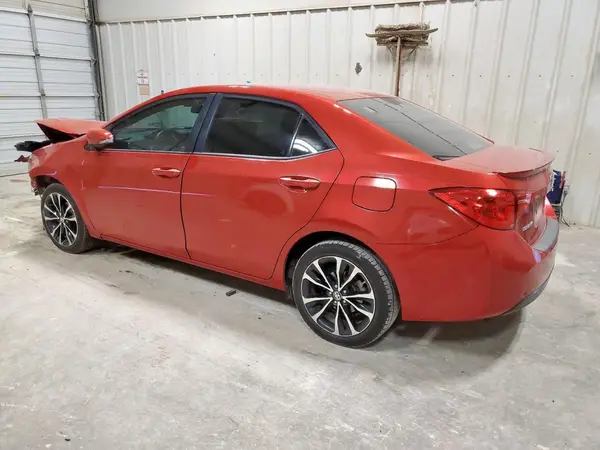 5YFBURHE3HP733131 2017 TOYOTA COROLLA - Image 2
