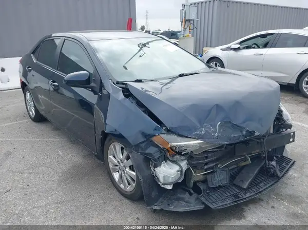 5YFBURHE3HP733601 2017 TOYOTA COROLLA - Image 1