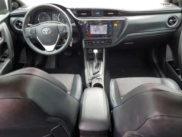 5YFBURHE3HP734165 2017 TOYOTA COROLLA - Image 8