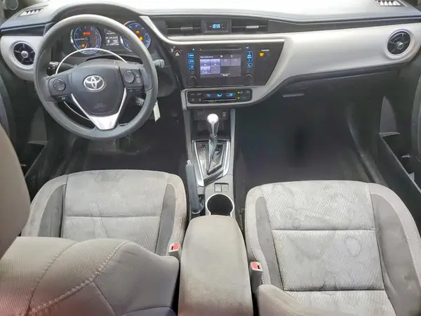 5YFBURHE3HP735011 2017 TOYOTA COROLLA - Image 8