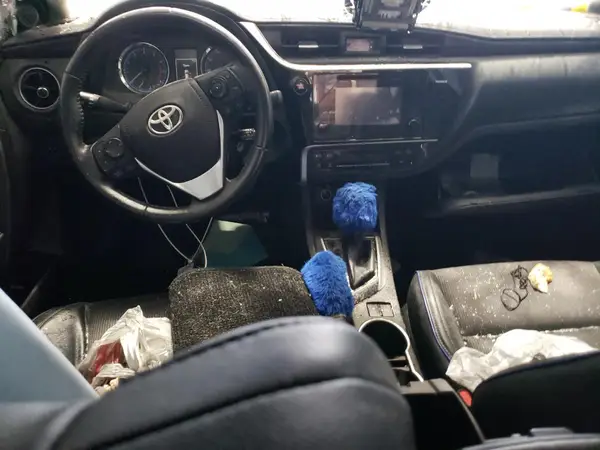 5YFBURHE3HP735512 2017 TOYOTA COROLLA - Image 8