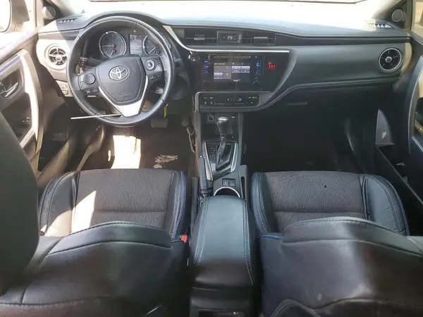 5YFBURHE3JP740750 2018 TOYOTA COROLLA - Image 8