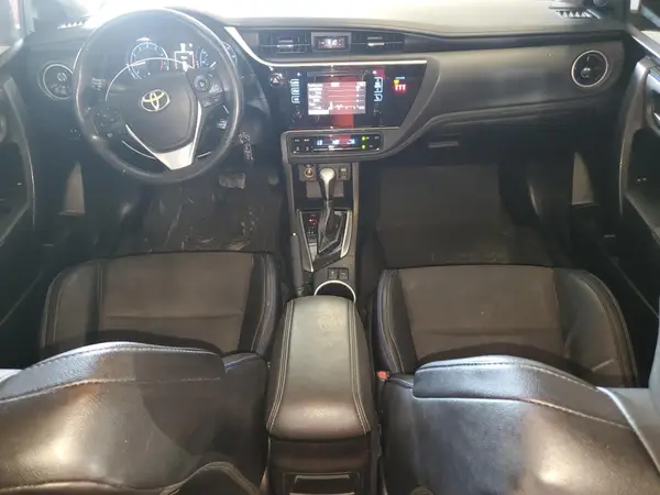 5YFBURHE3JP742563 2018 TOYOTA COROLLA - Image 8