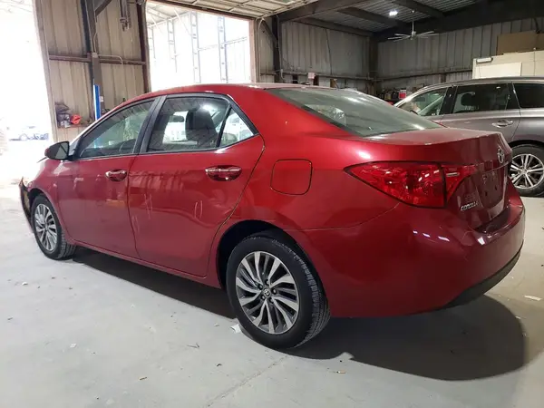 5YFBURHE3JP742644 2018 TOYOTA COROLLA - Image 2