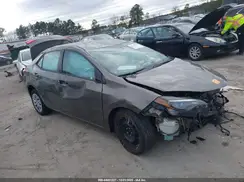 5YFBURHE3JP745561 2018 TOYOTA COROLLA