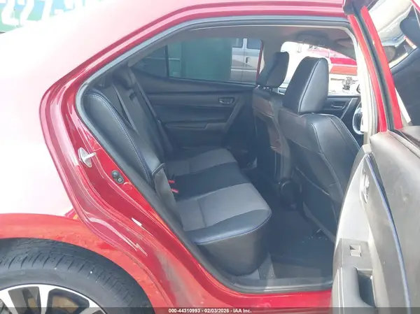 5YFBURHE3JP758164 2018 TOYOTA COROLLA - Image 8