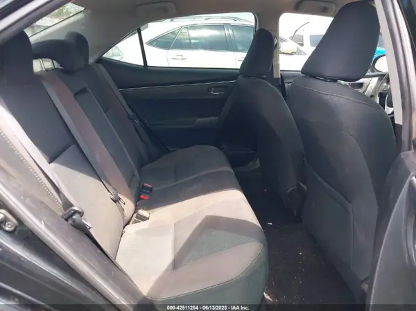 5YFBURHE3JP759296 2018 TOYOTA COROLLA - Image 8