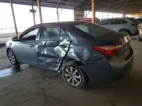 5YFBURHE3JP759959 2018 TOYOTA COROLLA - Image 2