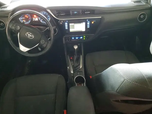 5YFBURHE3JP759959 2018 TOYOTA COROLLA - Image 8