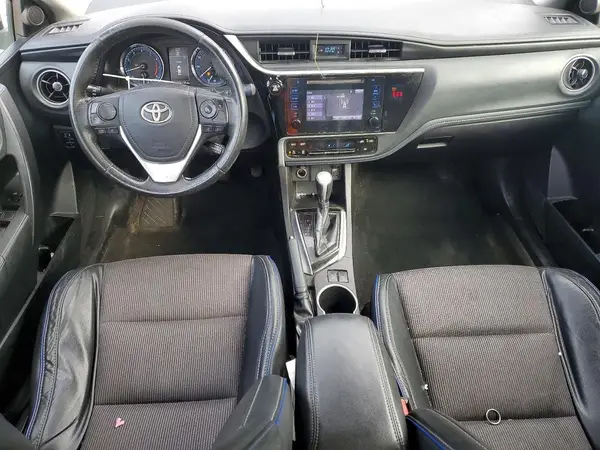 5YFBURHE3JP762876 2018 TOYOTA COROLLA - Image 8