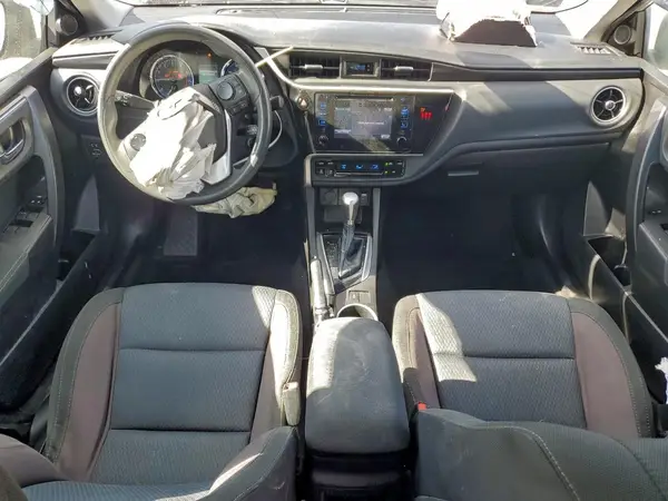 5YFBURHE3JP766152 2018 TOYOTA COROLLA - Image 8