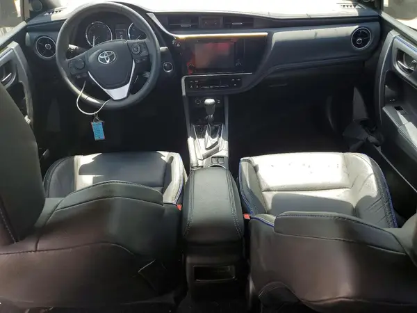 5YFBURHE3JP767169 2018 TOYOTA COROLLA - Image 8