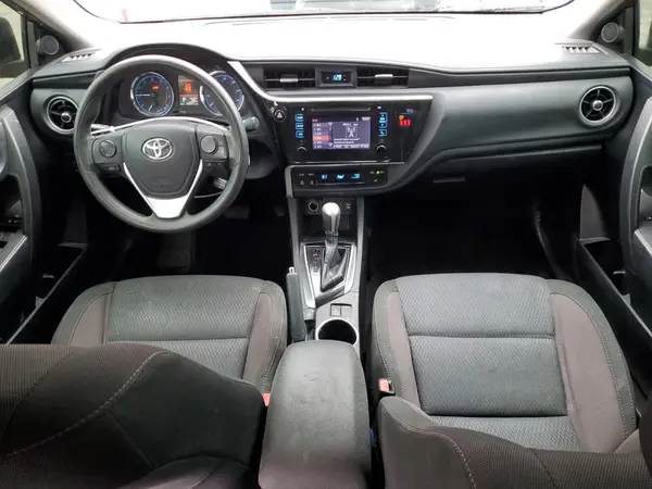 5YFBURHE3JP768371 2018 TOYOTA COROLLA - Image 8