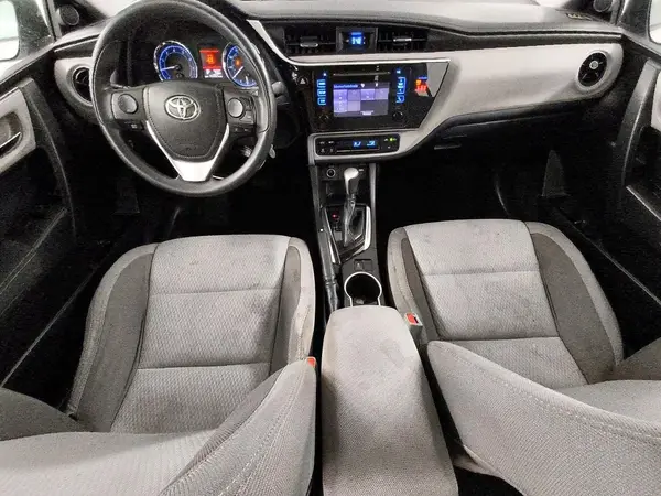 5YFBURHE3JP771349 2018 TOYOTA COROLLA - Image 8
