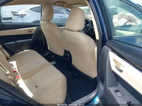 5YFBURHE3JP771741 2018 TOYOTA COROLLA - Image 8