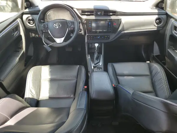 5YFBURHE3JP771917 2018 TOYOTA COROLLA - Image 8