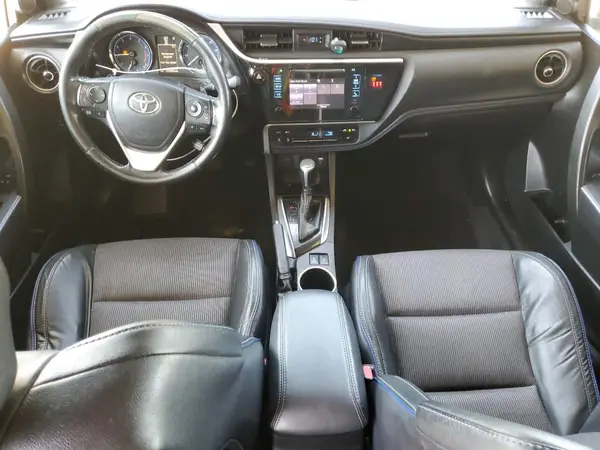 5YFBURHE3JP772453 2018 TOYOTA COROLLA - Image 8