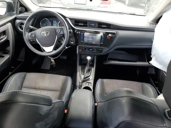 5YFBURHE3JP778432 2018 TOYOTA COROLLA - Image 8