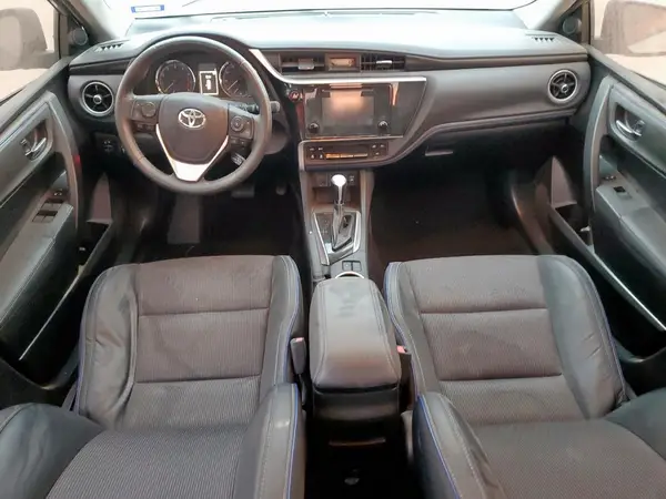 5YFBURHE3JP779211 2018 TOYOTA COROLLA - Image 8