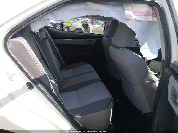 5YFBURHE3JP779340 2018 TOYOTA COROLLA - Image 8