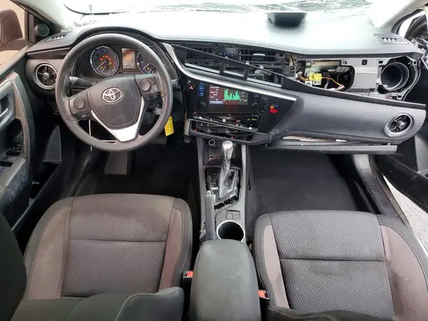 5YFBURHE3JP780908 2018 TOYOTA COROLLA - Image 8