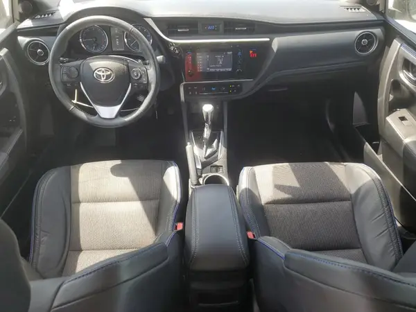 5YFBURHE3JP783047 2018 TOYOTA COROLLA - Image 8