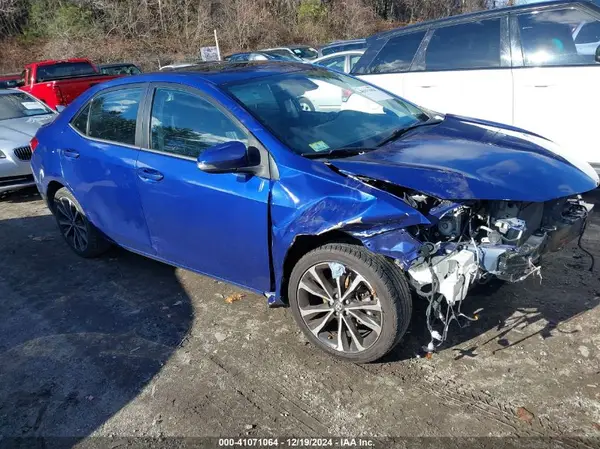 5YFBURHE3JP783713 2018 TOYOTA COROLLA - Image 1